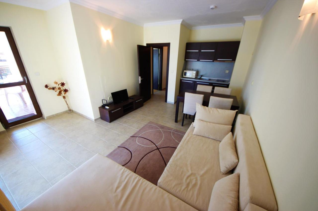 Menada Sveti Vlas Apartments Экстерьер фото